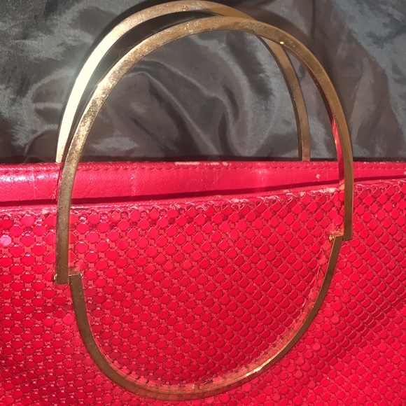 Red Mesh ‘think Whiting & Davis’ small handbag - Picture 5 of 10